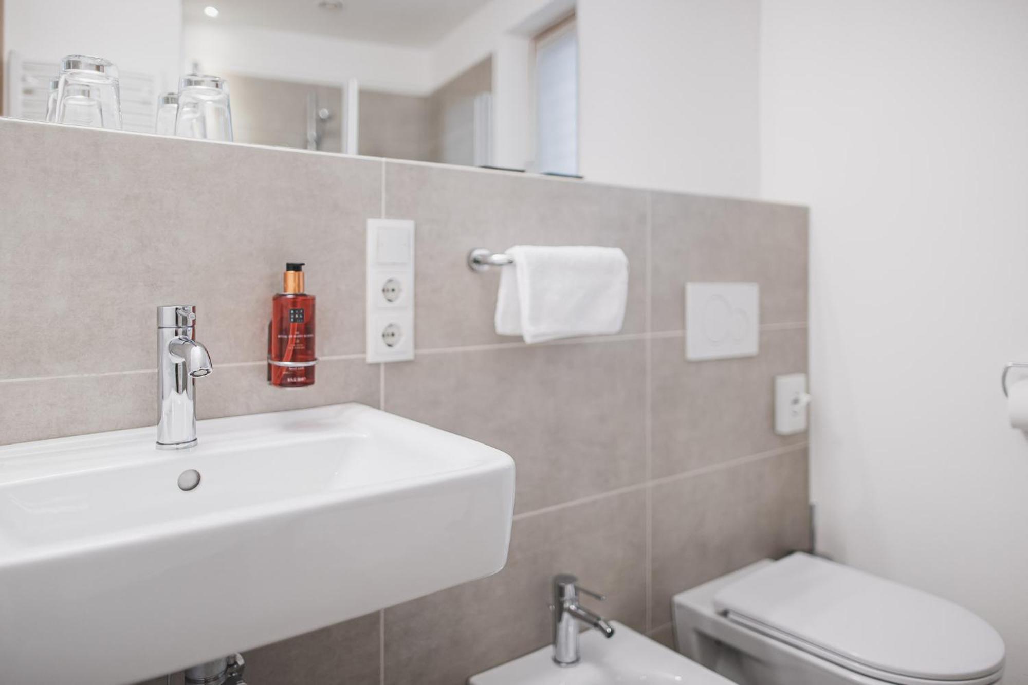 Residence Nives Bressanone Bagian luar foto